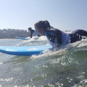 Cursos de Surfing para niños en suances, cantabria, Totora Surf School