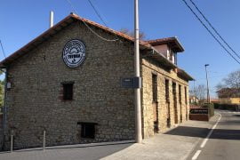 Surf House en Suances Cantabria Totora Surf School